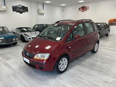 Usata Fiat Idea 101 CV (74 kW) 2005 Rosso Monovolume
