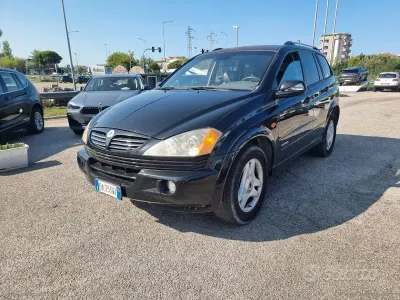 Usata SsangYong Kyron 141 CV (103 kW) 2006 Nero SUV