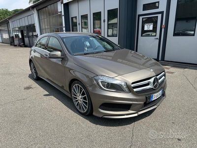 Usata Mercedes A180 109 CV (80 kW) 2013 Grigio Berlina
