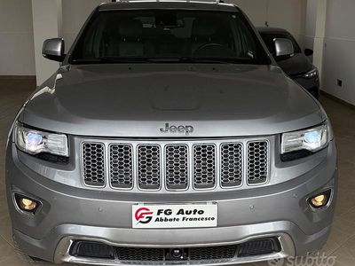 Usata Jeep Grand Cherokee Overland 250 CV (183 kW) 2015 Grigio SUV