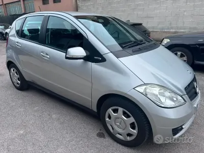 Usata Mercedes A160 Elegance 95 CV (69 kW) 2010 Grigio Berlina