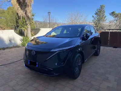 Usata Nissan Ariya 63 kW (86 CV) 2024 Verde SUV