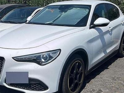 Usata Alfa Romeo Stelvio 160 CV (117 kW) 2019 Bianco SUV