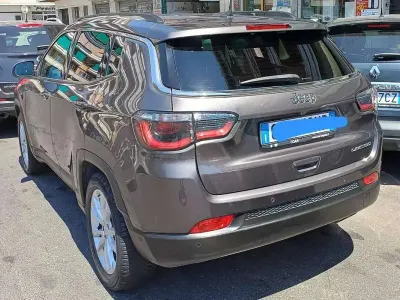 Usata Jeep Compass Limited 131 CV (96 kW) 2021 Grigio SUV