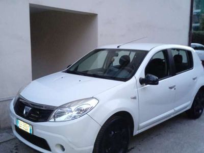 usata Dacia Sandero 1.4 8v Laureate Gpl