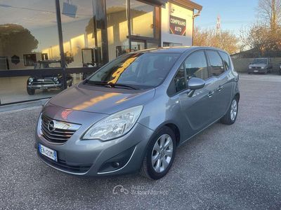 Usata Opel Meriva 120 CV (88 kW) 2013 Grigio Monovolume