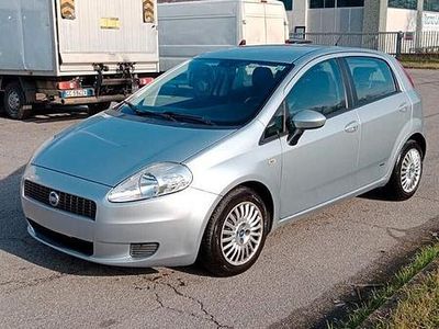 Grigio Usata 2006 Fiat Grande Punto Active Utilitaria | 3990 € (Buon prezzo)