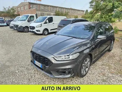 Usata Ford Mondeo Business Edition 186 CV (136 kW) 2020 Grigio Station wagon