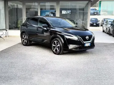Usata Nissan Qashqai 140 CV (102 kW) 2021 Nero SUV