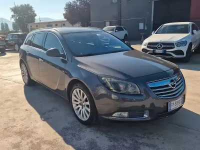 Usata Opel Insignia Cosmo 160 CV (117 kW) 2010 Grigio Station wagon