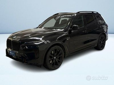 Usata BMW X7 M Sport 352 CV (258 kW) 2024 Nero pastello SUV