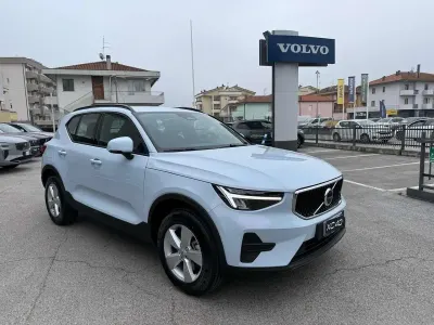 Nuova Volvo XC40 163 CV (119 kW) 2026 Blu/azzurro SUV