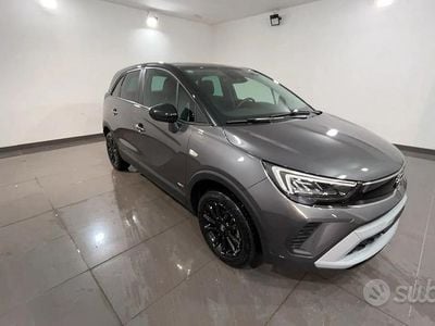 Usata Opel Crossland X Design & Tech 110 CV (80 kW) 2022 Grigio SUV