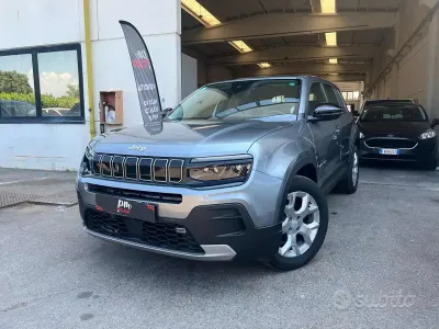 Usata Jeep Avenger Altitude 102 CV (75 kW) 2024 Grigio SUV