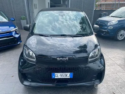 Usata Smart ForTwo Electric Drive Pulse 41 kW (56 CV) 2022 Nero Berlina