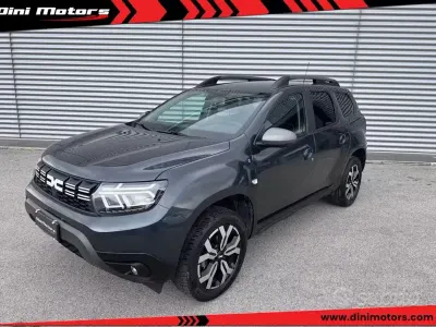 Usata Dacia Duster Prestige 101 CV (74 kW) 2023 Grigio SUV