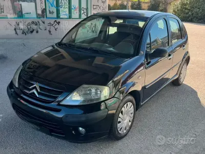 Gebraucht Citroën C3 68 PS (50 kW) 2009 Schwarz Kleinwagen