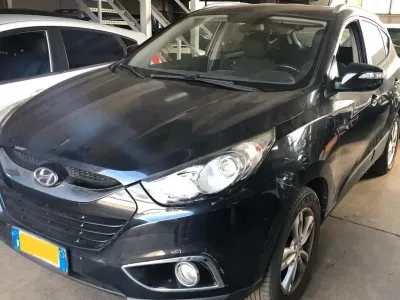 Usata Hyundai ix35 Comfort 115 CV (84 kW) 2010 Nero SUV
