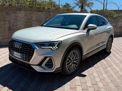Usata Audi Q3 S-Line 150 CV (110 kW) 2022 Grigio SUV