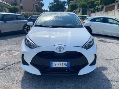 Usata Toyota Yaris Hybrid