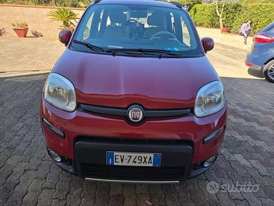 Occasion Fiat Panda 4x4 75 ch (55 kW) 2015 Rouge Citadine