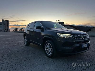 Usata Jeep Compass Longitude 131 CV (96 kW) 2024 Grigio SUV