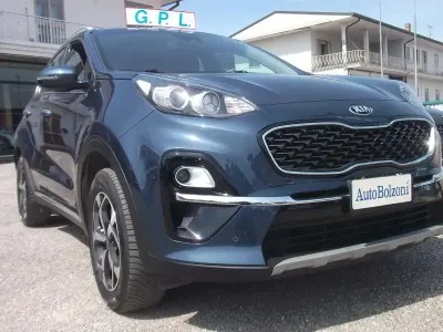 Usata Kia Sportage 132 CV (97 kW) 2020 Blu/azzurro SUV