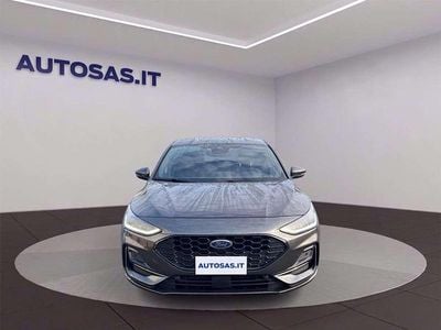 Grigio Usata 2022 Ford Focus ST-Line Berlina | 18.900 € (Buon prezzo)