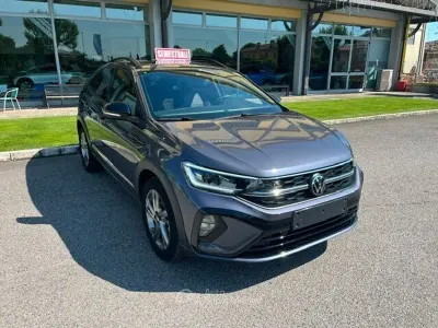 Usata VW Taigo R-line 110 CV (80 kW) 2023 Grigio SUV