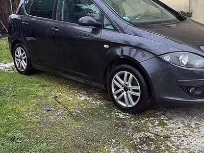 Usata Seat Toledo 73 CV (53 kW) 2006 Nero Utilitaria