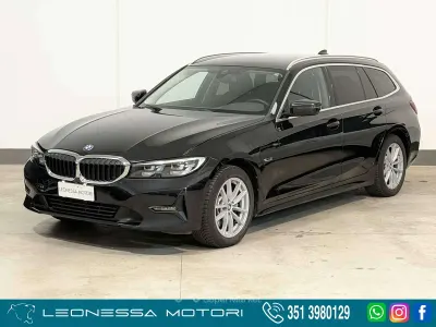 Usata BMW 320 163 CV (119 kW) 2022 Nero Station wagon