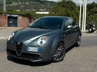Usata Alfa Romeo MiTo 95 CV (69 kW) 2011 Grigio Utilitaria
