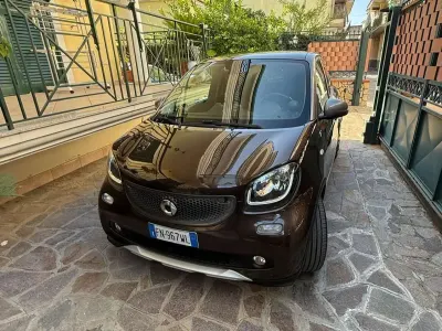 Usata Smart ForFour Passion 90 CV (66 kW) 2018 Marrone Utilitaria