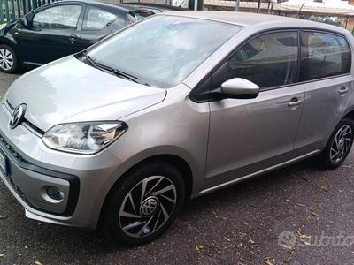 Usata VW up! Move 60 CV (44 kW) 2019 Argento Utilitaria