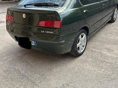 Usata Alfa Romeo 146 103 CV (75 kW) 2000 Verde Utilitaria