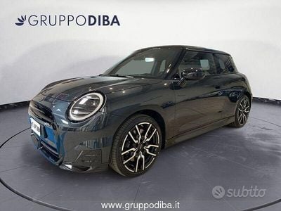 Usata Mini John Cooper Works 217 CV (159 kW) 2024 Grigio Utilitaria