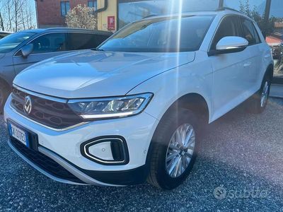 Usata VW T-Roc Style 150 CV (110 kW) 2022 Bianco SUV