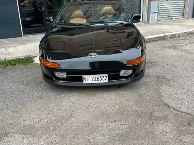 Usata Toyota MR2 156 CV (114 kW) 1993 Nero Cabrio