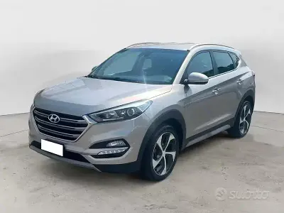 Usata Hyundai Tucson Xpossible 115 CV (84 kW) 2017 Grigio SUV