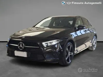 Usata Mercedes A250 Business 160 CV (117 kW) 2021 Nero / metallizzato Berlina
