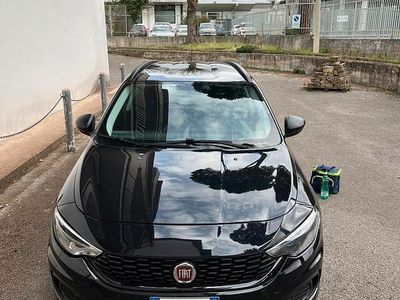 Usata Fiat Tipo 120 CV (88 kW) 2019 Nero Station wagon