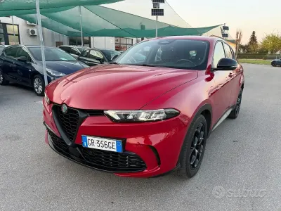 Usata Alfa Romeo Tonale Sprint 131 CV (96 kW) 2023 Rosso SUV