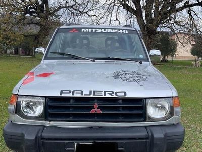 Usata Mitsubishi Pajero Select 99 CV (72 kW) 1998 Argento SUV