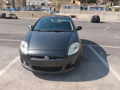 Usata Fiat Bravo Dynamic 120 CV (88 kW) 2008 Marrone Utilitaria