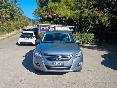 Usata VW Tiguan Sportline 140 CV (102 kW) 2008 Grigio SUV