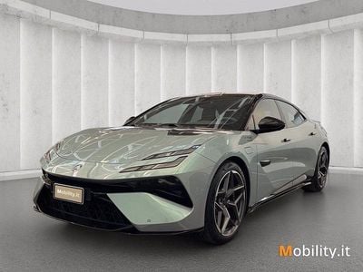 Usata Lotus Emeya 450 kW (612 CV) 2024 Grigio boreale Utilitaria