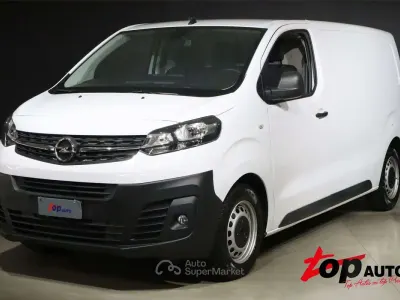 Usata Opel Vivaro 120 CV (88 kW) 2023 Bianco Monovolume