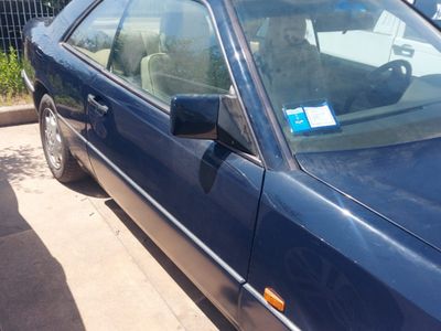 Blu Usata 1992 Mercedes 200 Berlina | 11.000 €