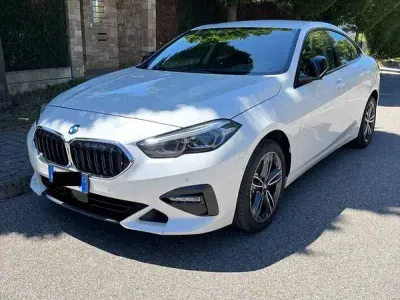 Usata BMW 218 Gran Coupé Sport Line 140 CV (102 kW) 2020 Bianco Coupé