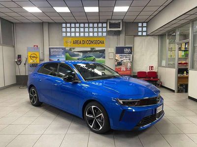 Usata Opel Astra Elegance 110 CV (80 kW) 2023 Blu/azzurro Berlina